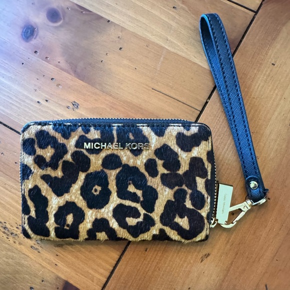 Michael Kors Jet Set Small Wallet- leopard print - Picture 1 of 4